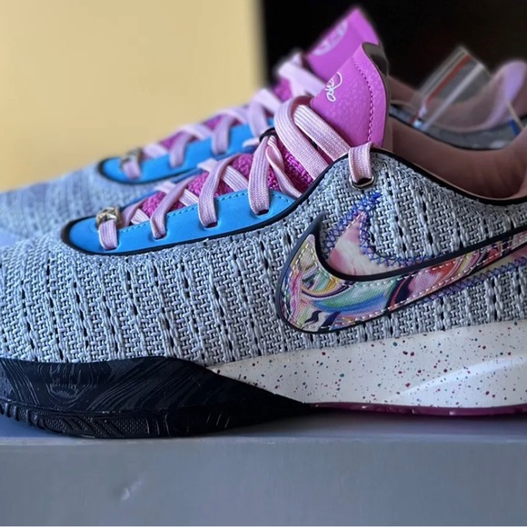 PRICE SLASH!! Brand New Nike Lebron XX EYBL Exclusive Various Szs - Picture 3 of 5